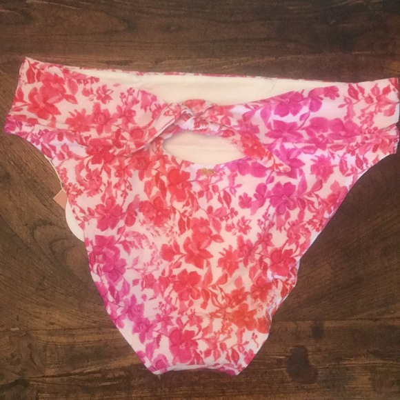 PQ Swim Azalea Perla Halter Top and Full bottom Size M - Picture 13 of 15